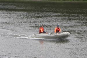 В Чернигове три дня водолазы искали 12-летнюю девочку: тело обнаружено и поднято из реки