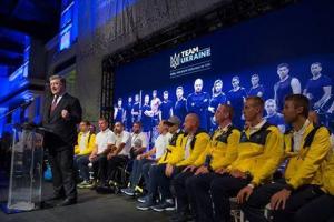 Порошенко об украинской команде на "Играх непокоренных": Они - уже победители