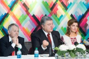 Порошенко встретился с с лидерами украинской общины и представителями крымскотатарских организаций в США