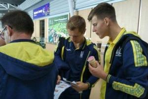 Украинская сборная по футболу отправилась в Исландию на отбор для ЧМ-2018