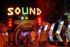 В Алуште возле ночного клуба произошли разборки: мужчина получил два огнестрельных ранения