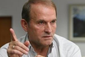 Соцсети отреагировали на слова Медведчука о большом количестве украинских туристов в России