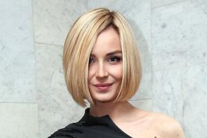 Певица Полина Гагарина восхитила поклонников, показав стройные ноги
