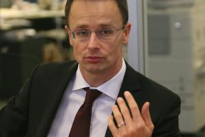 Венгрия будет мстить Украине за закон об образовании: у Порошенко ответили на угрозы