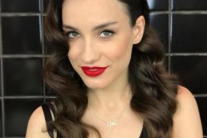 Виктория Дайнеко не стесняется своих морщинок