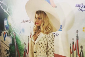 "Как Незнайка на Луне": Светлана Лобода насмешила фанатов своим нарядом