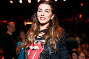 Сюрприз в 3 часа ночи: Анна Седокова похвасталась подарком от нового возлюбленного