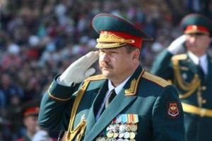 Толкают плечом и не пускают в бассейн: российский генерал пожаловался на «ущемления» со стороны ВСУ