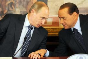 День рождения Путина: российскому лидеру презентовали "интимный" подарок ручной работы