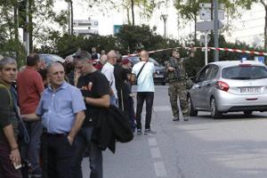 В Марселе неизвестный атаковал ножом прохожих, есть погибшие