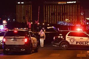 Кровавая бойня в Лас-Вегасе: террорист застрелился, в больницах находится более 400 пострадавших