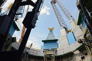 На космодроме "Восточный", который изобразили на новых рублях, работники голодают из-за невыплаты зарплат