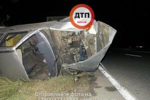 ДТП под Киевом: водитель госпитализирован в критическом состоянии