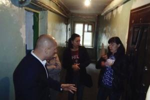 "Я был на экскурсии в Освенциме. Даже пленные жили в более человеческих условиях", - Кива показал фото одесского общежития 