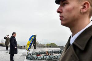 В Украине отмечают 73-ю годовщину освобождения от нацистов