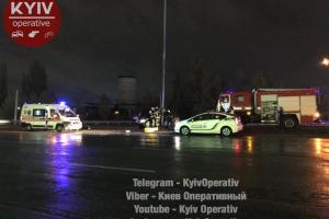 Серьезное ДТП произошло в Киеве, информация о пострадавших выясняется