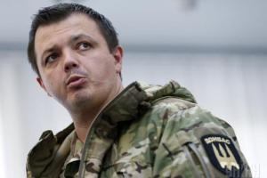 Семенченко рассказал, почему народ вышел под здание ВРУ, а также чего люди ожидают от нардепов