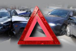 Ночью в Киеве произошло ДТП: столкнулись четыре автомобиля, есть пострадавшие