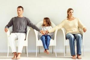 Украинские суды будут по-новому определять права отцов и матерей при разводе