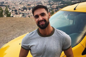 Виталий Козловский сфотографировался абсолютно голым, чтобы найти невесту