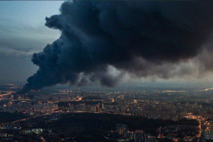 Пожар на рынке "Синдика" в Москве: кадры впечатляют