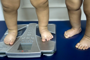 Число детей, страдающих ожирением, за последние 40 лет выросло в 10 раз - ВОЗ