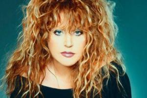 "Любовь творит чудеса": Помолодевшая певица Алла Пугачева порадовала поклонников новым снимком