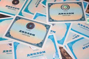 Жителям "ЛДНР" дипломы "республик" не заменят на украинские документы