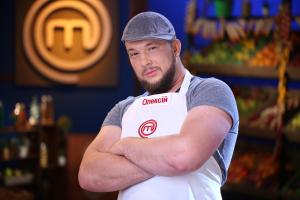 Участник шоу "МастерШеф" Алексей Мазницин опубликовал снимок с женой