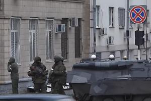 В Луганск стягиваются «войска» «ДНР», появилась информация о бегстве Плотницкого