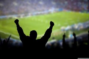 В Киеве произошла массовая драка между футбольными фанатами