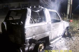 В Луганской области в собственном автомобиле сгорел мужчина