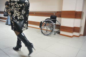 В России замдиректора школы-интерната для детей-инвалидов насиловал своих воспитанниц