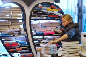 Штраф в 32 тысячи гривен: продавцы нелегальных российских книг попадут на большие деньги