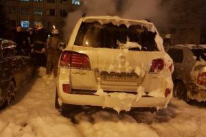 В Харькове неизвестные сожгли Lexus мужа судьи, которая ведет дело Зайцевой