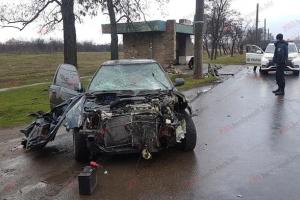 ДТП в Бердянске: пьяный водитель въехал в остановку