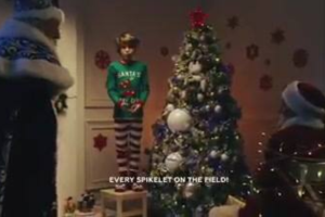 "Ущербно и стыдно": соцсети возмущены российской новогодней рекламой