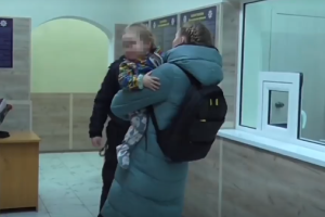 Неудачная шутка: в Одессе мужчина похитил собственного ребенка у жены
