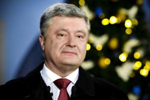 Порошенко в новогоднем поздравлении обратился к жителям Крыма и Донбасса: "Ваш дом - Украина"
