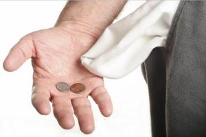 Дефолт в России: два региона переходят под внешнее управление