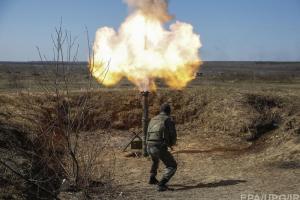 Боевики открывали огонь в районе Счастья и Луганского