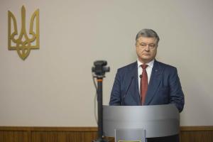 Поездка в оккупированный Крым и отстранение Януковича: о чем Порошенко рассказал на допросе