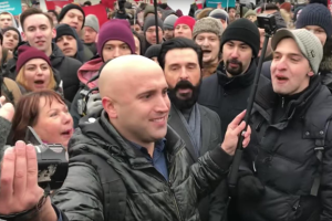 В России напали на скандального блогера-пропагандиста Грэма Филлипса 