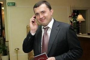 Сломанная челюсть и зашитая бровь: задержанному экс-регионалу Шепелеву избирают меру пресечения