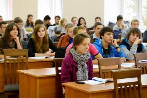 Украинских студентов заставят работать во время учебы