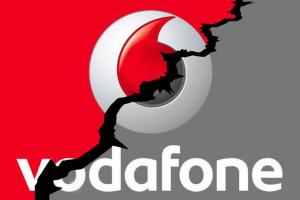 "Следом за Донецком": В оккупированном Луганске "лежит" связь Vodafone
