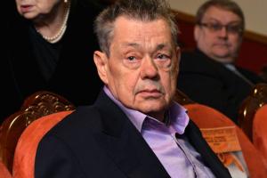 Борьба за жизнь продолжается: актер Николай Караченцов прошел уже 5-й курс химиотерапии