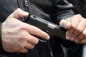 Закон, запрещающий приносить в ВРУ оружие: кто из нардепов отказался от осмотра