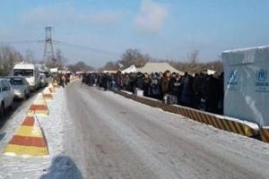 Ситуация на контрольных пунктах въезда-выезда на Донбассе: в Госпогранслужбе рассказали подробности