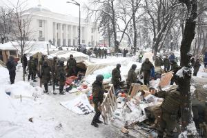 "Двойственные чувства": Тымчук прокомментировал снесение палаточного городка под Верховной Радой